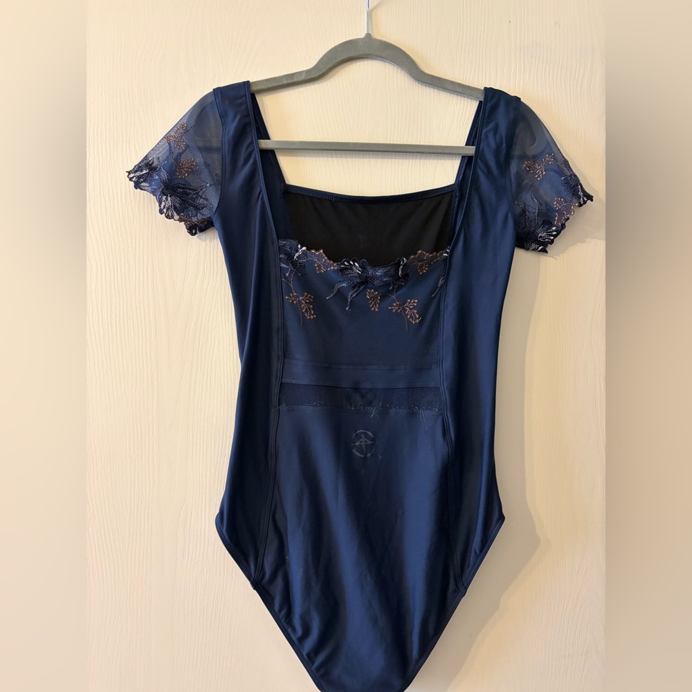 Gorgeous Wear Moi Navy leotard